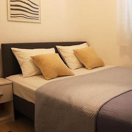 Apartment Doris Šibenik Eksteriør bilde
